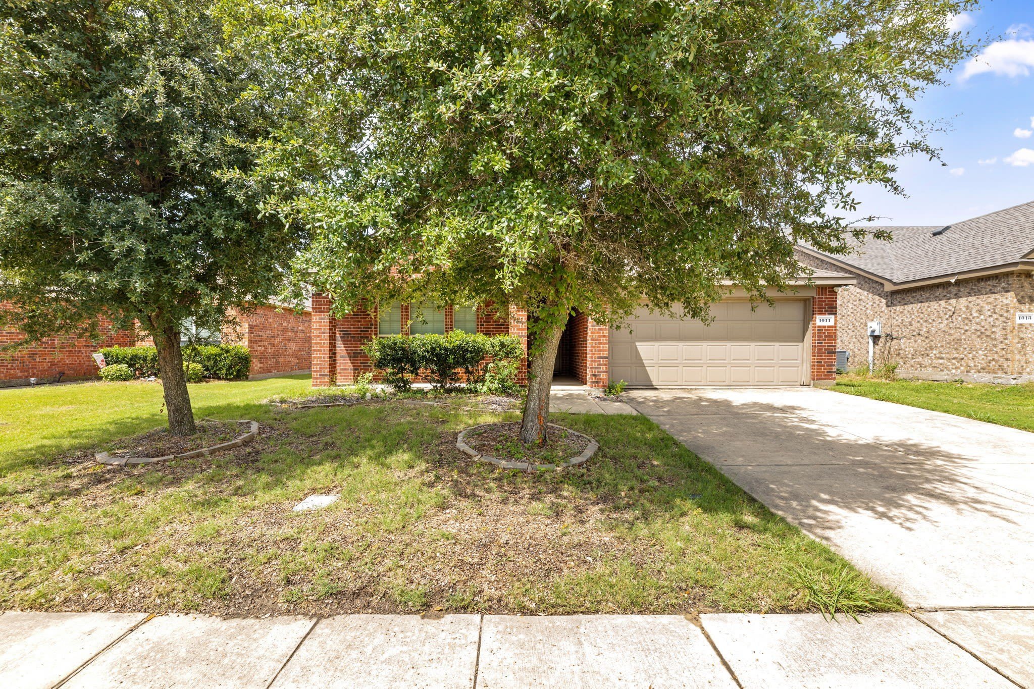 1011 Meadow Green Court – photo 2