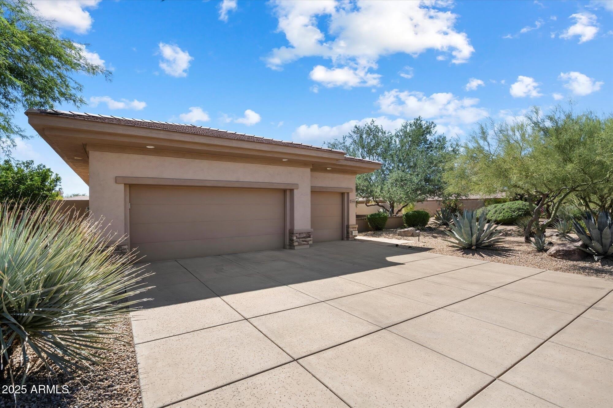 7559 E Visao Drive – photo 2