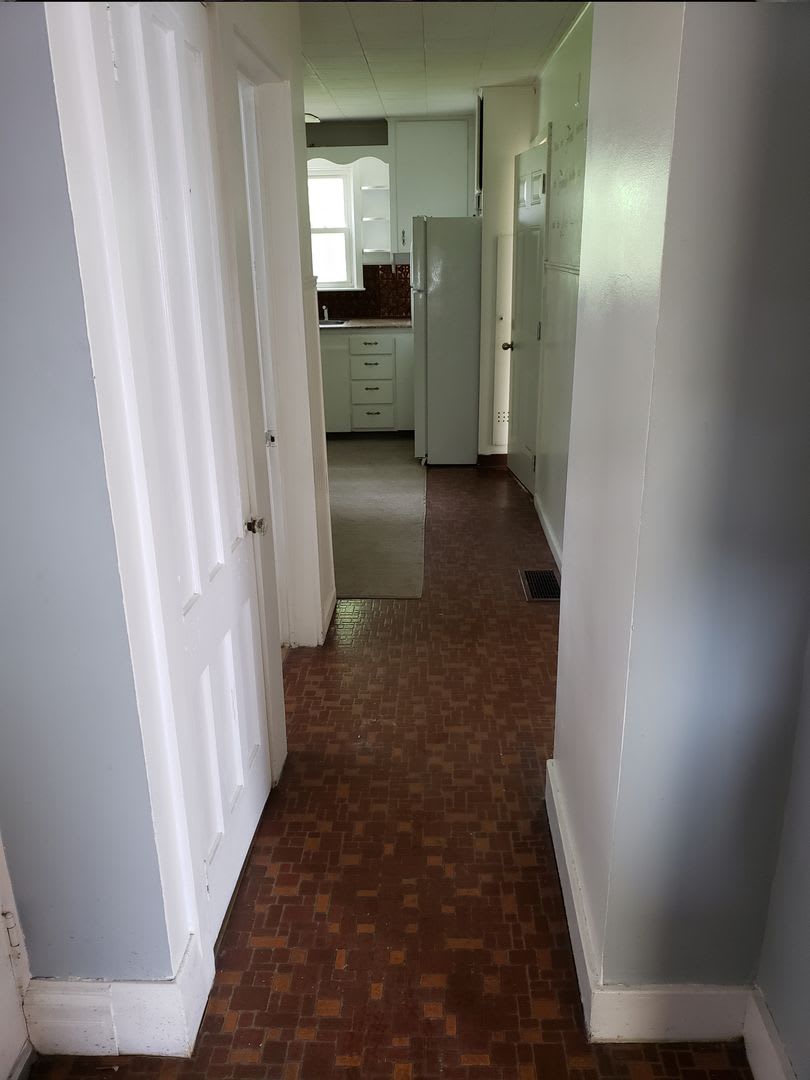 3 Bed 1 Bath House for Rent – photo 3