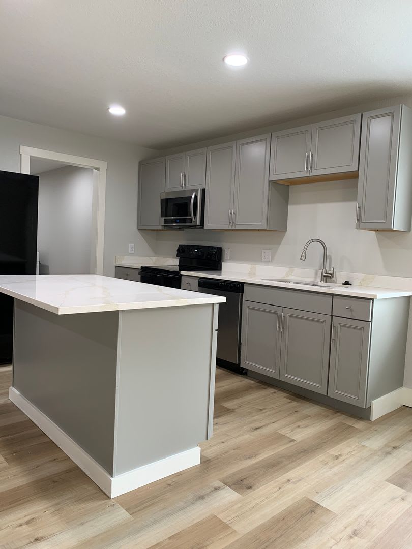 Showings can begin the first week of September – photo 1