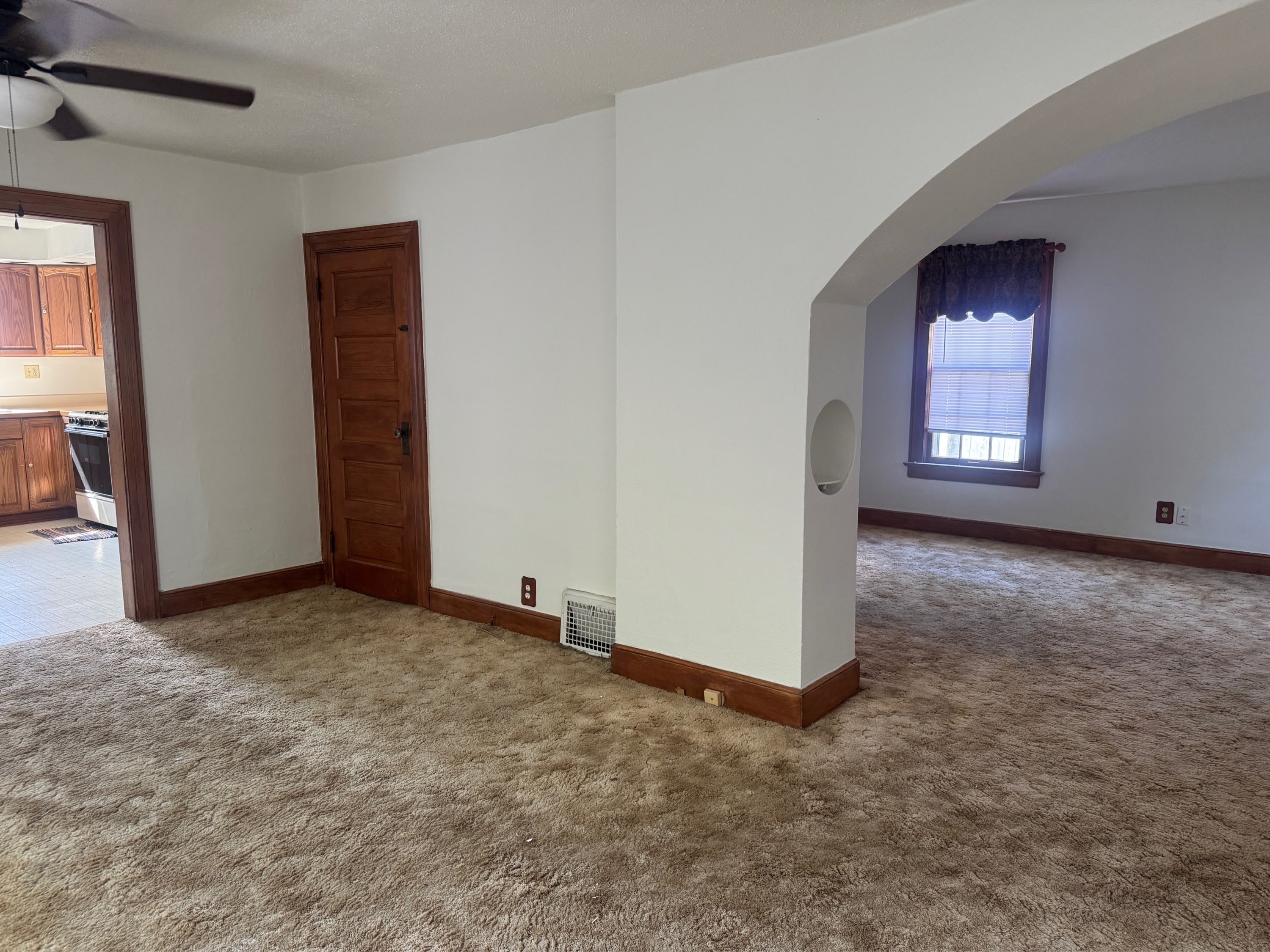 2324 Melrose Street – photo 2