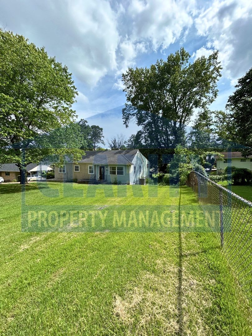 ***1/2 OFF 1ST MONTH'S RENT!!!*** – photo 3