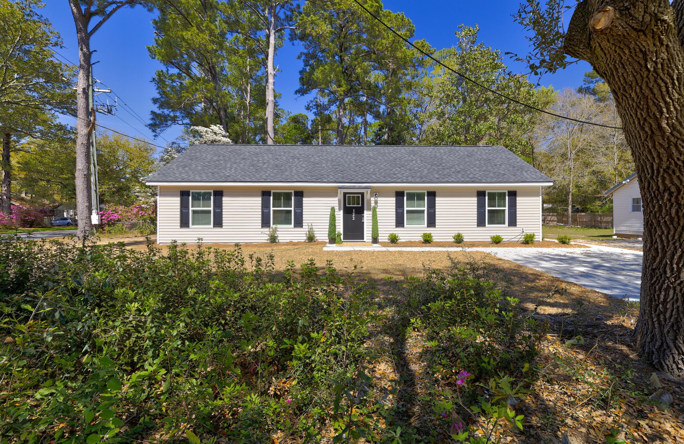 122 Thompson Street – photo 4