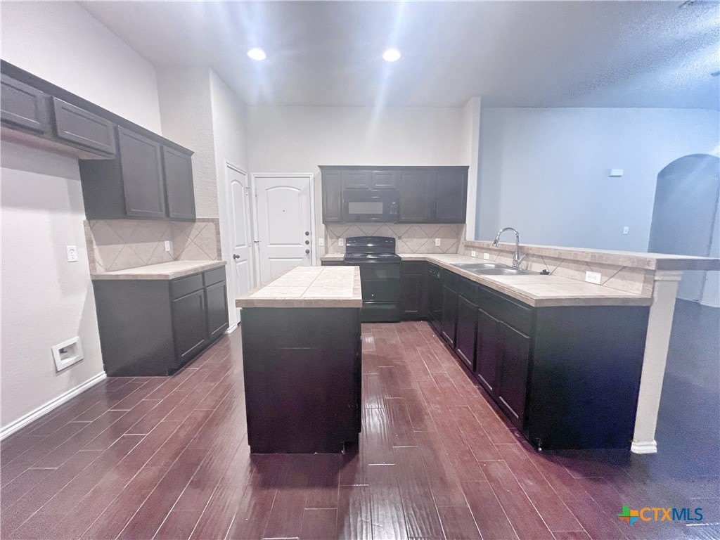 569 Creekside Circle – photo 3