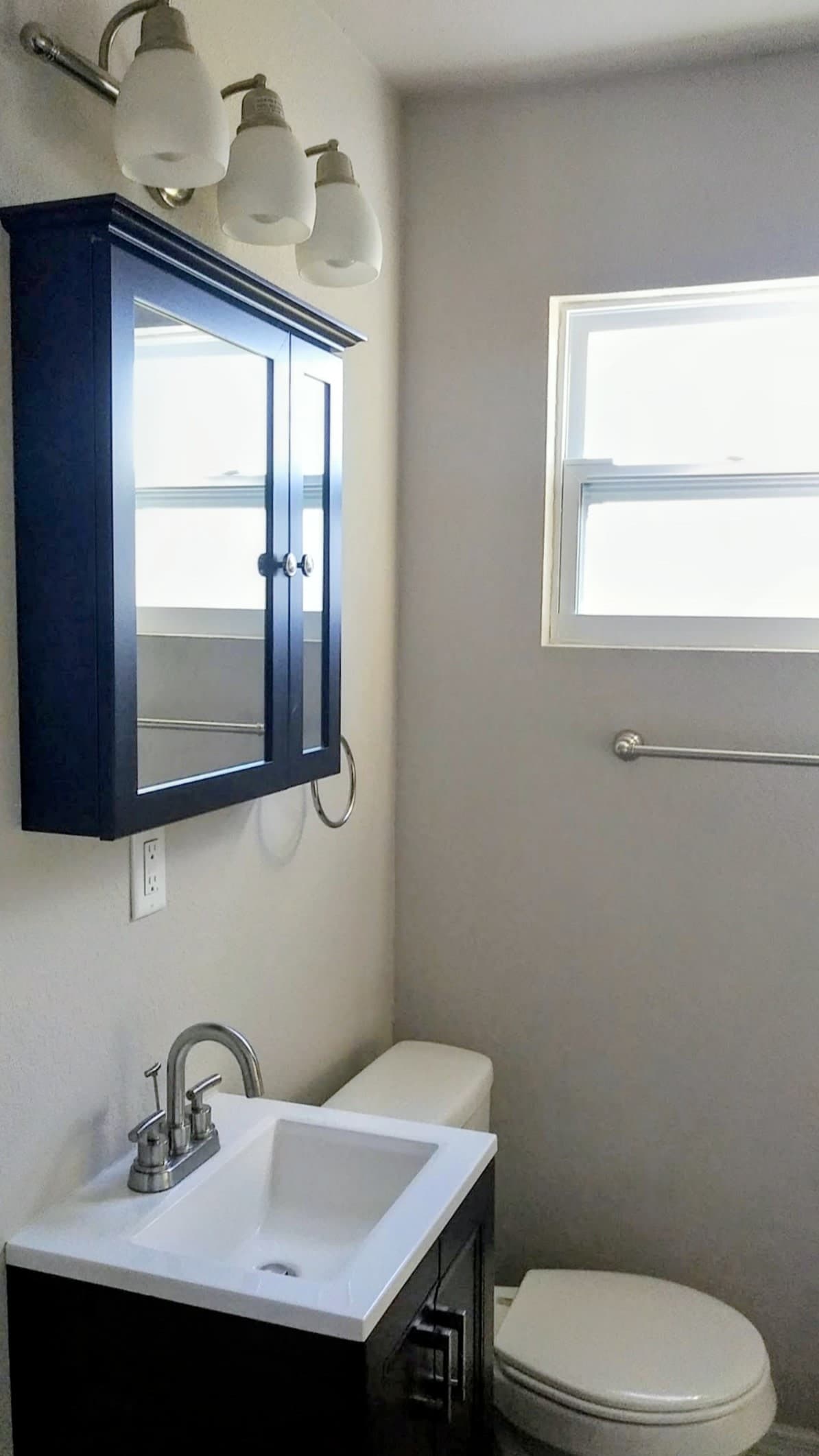 701 E Hanlon St – photo 5