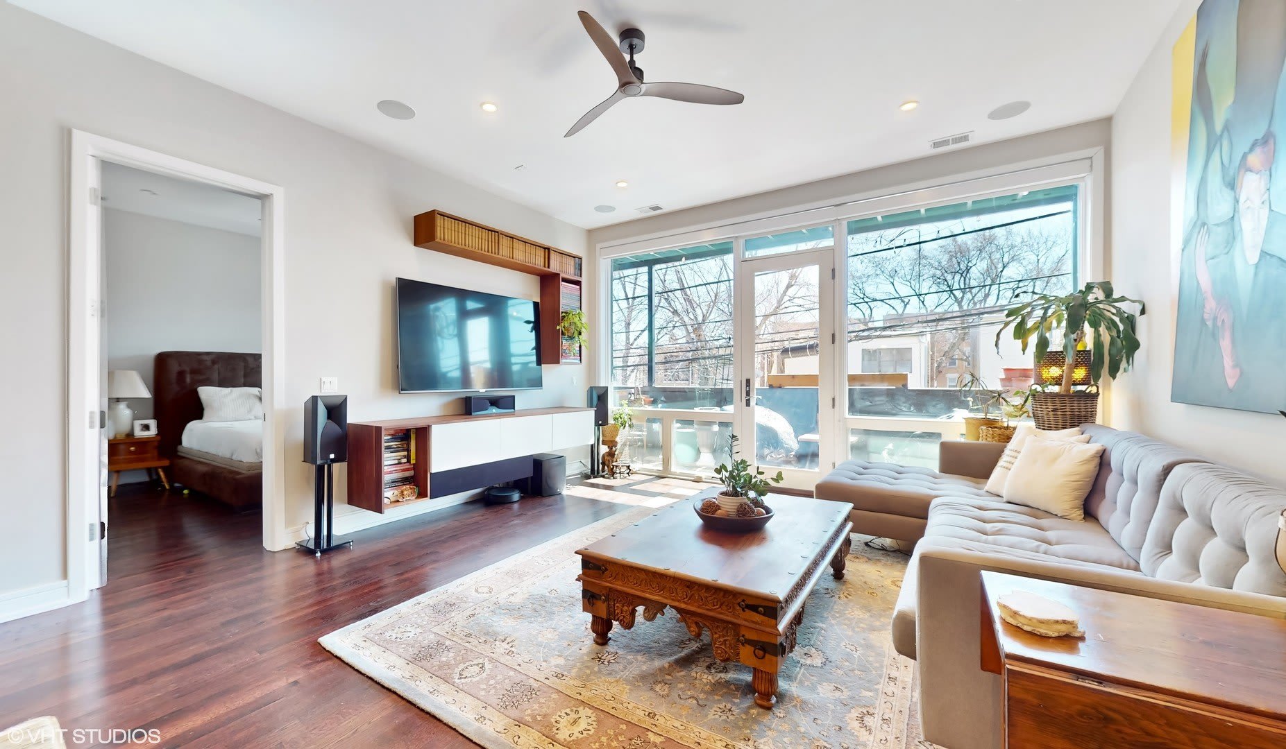 2335 W Chicago Avenue – photo 3