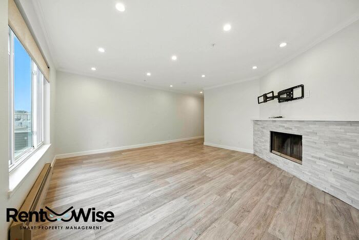 1565 Sacramento Street – photo 5