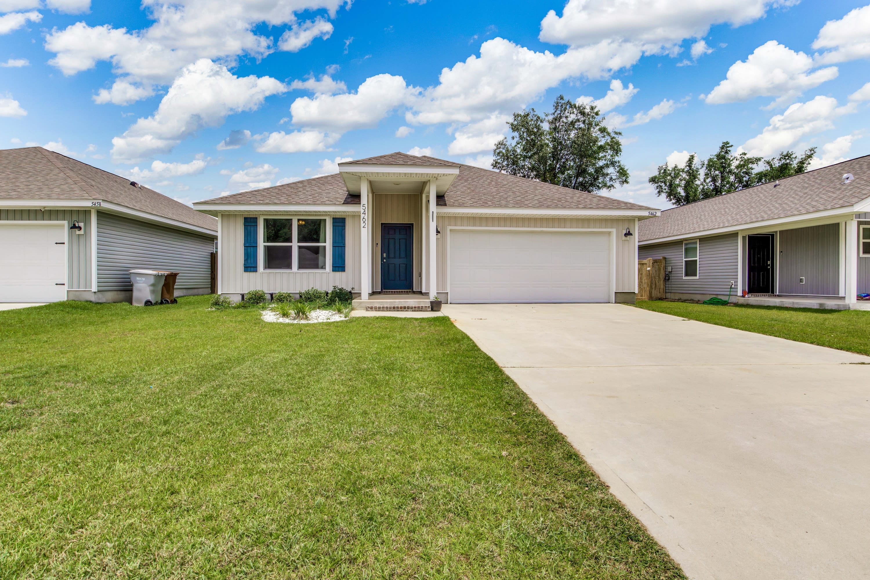 5462 Peach Drive – photo 1