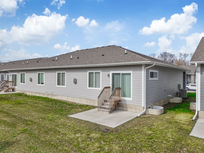 4433 Lower Beaver Road – photo 4