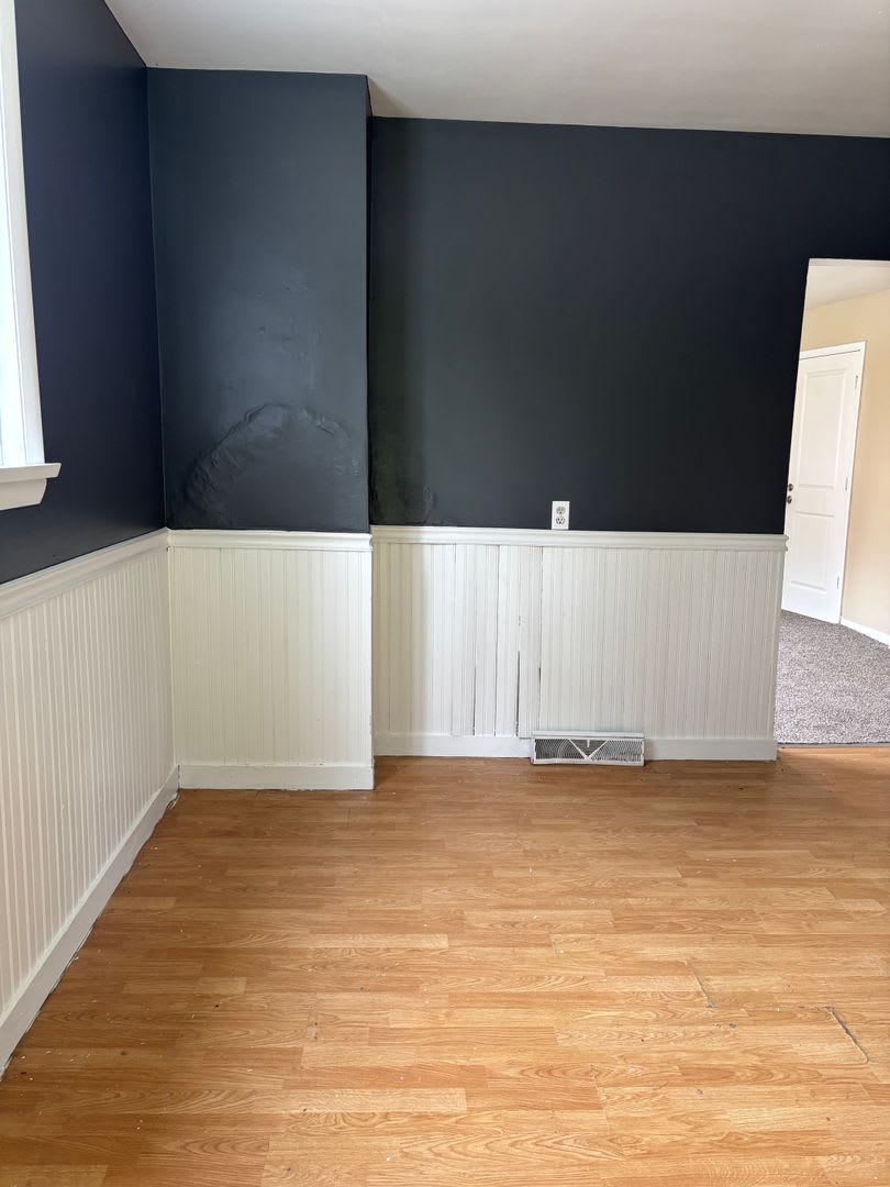 1st Floor 1 Bdrm Apartment – photo 4