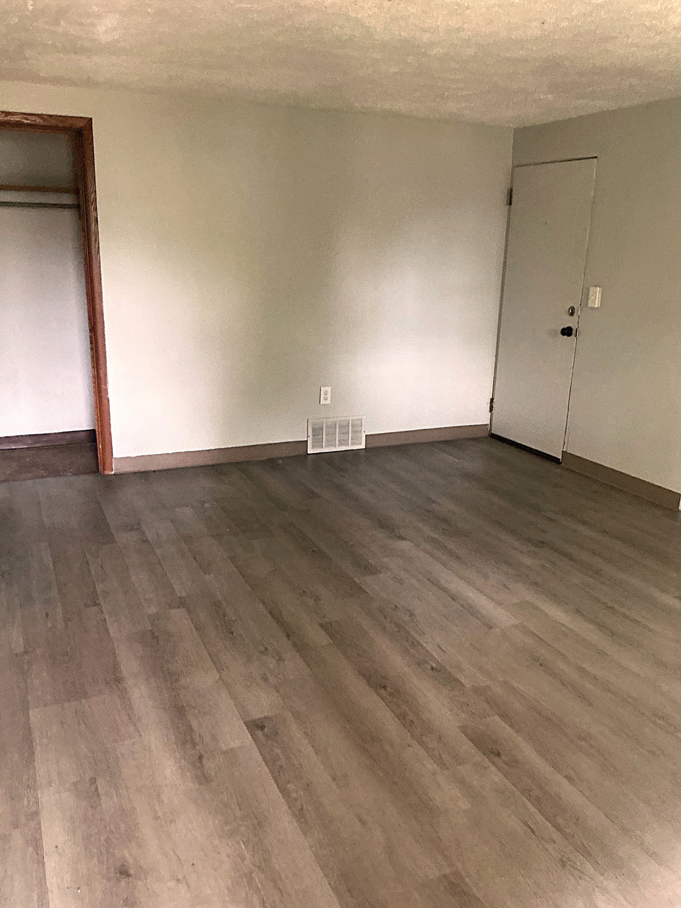 4315 Paige Avenue Northwest – photo 2