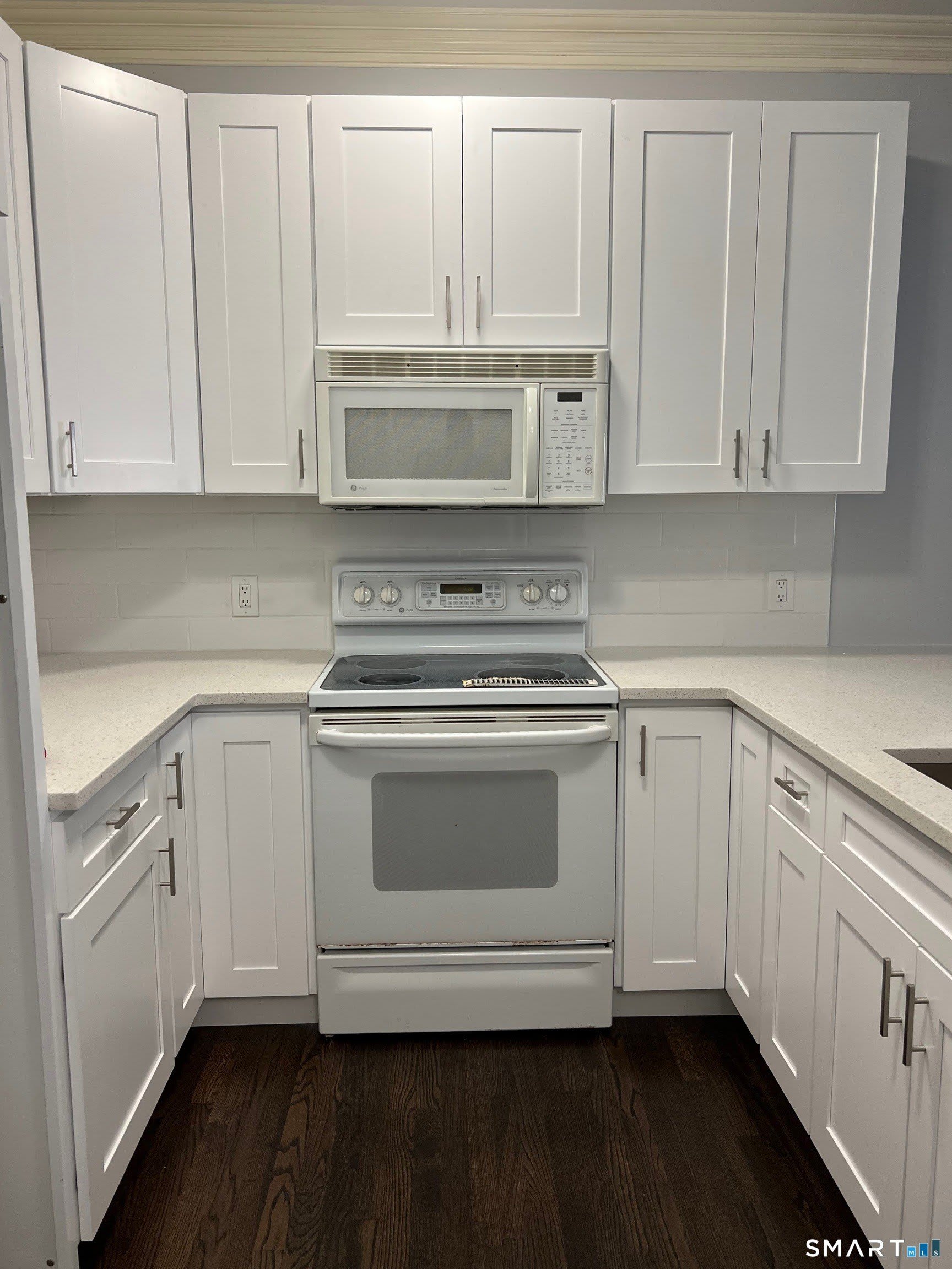 2435 Bedford Street – photo 4