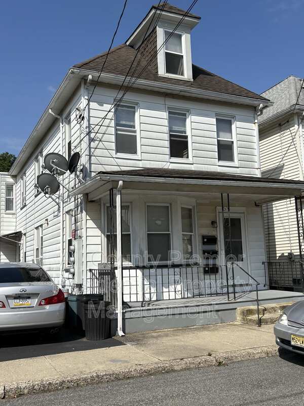 4 Henshaw Court – photo 1