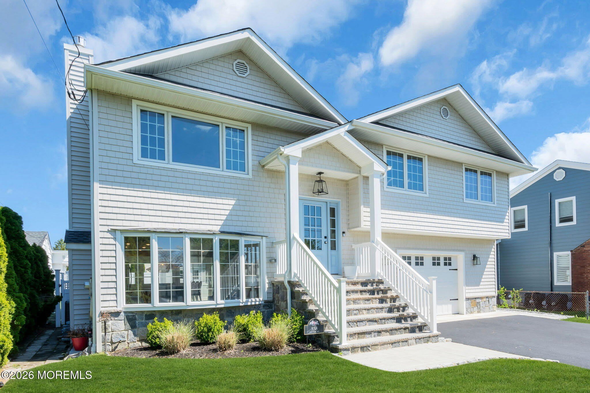 558 Central Avenue – photo 2