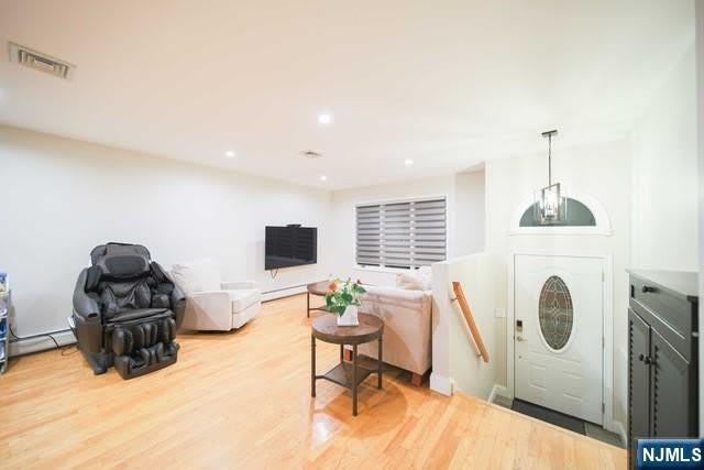 106 E Edsall Boulevard – photo 2
