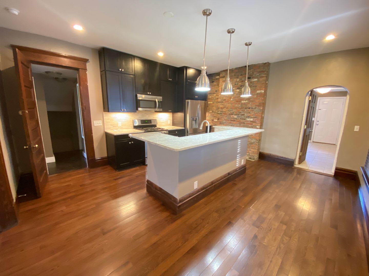 28 E Northwood Ave – photo 3