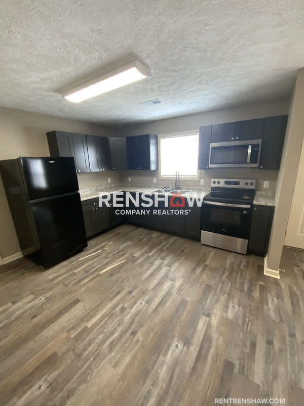 133 Hawthorne Ave – photo 3