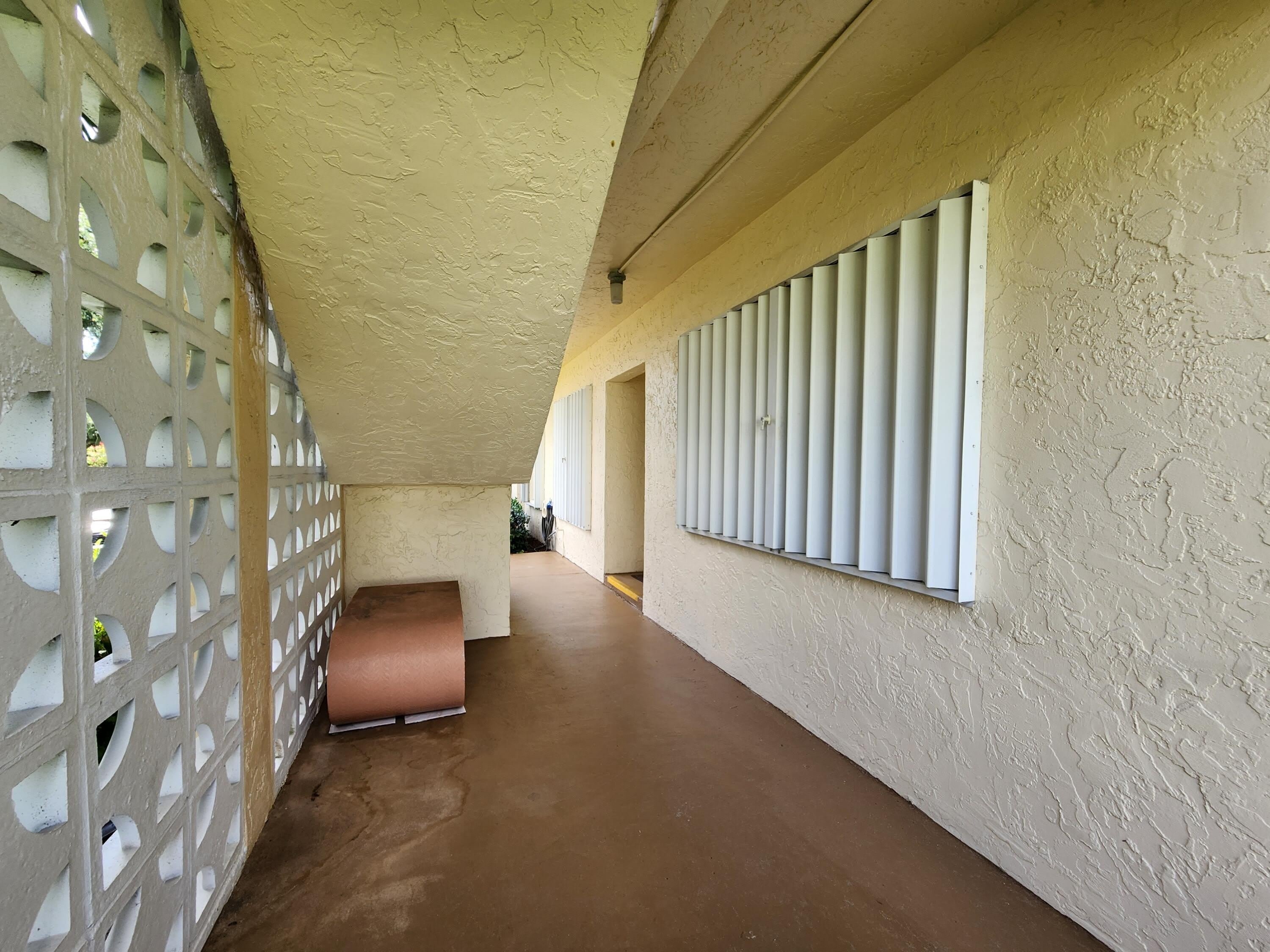 1560 NW 18th Avenue – photo 2