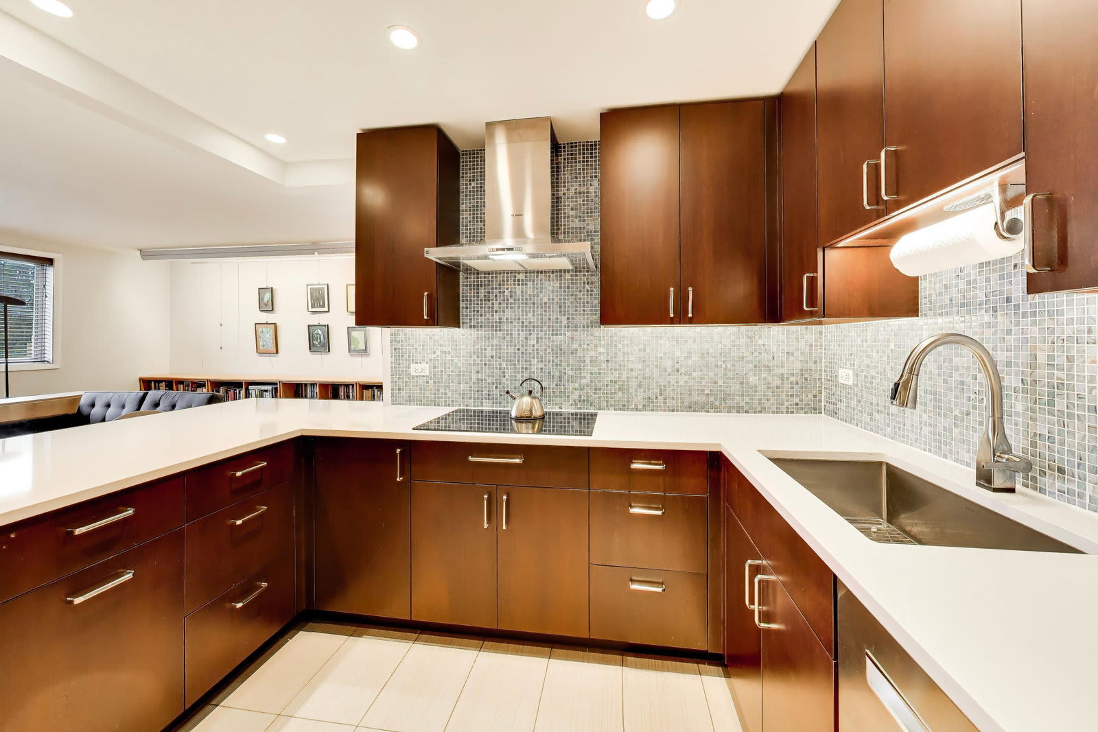 2722 Central Street – photo 2