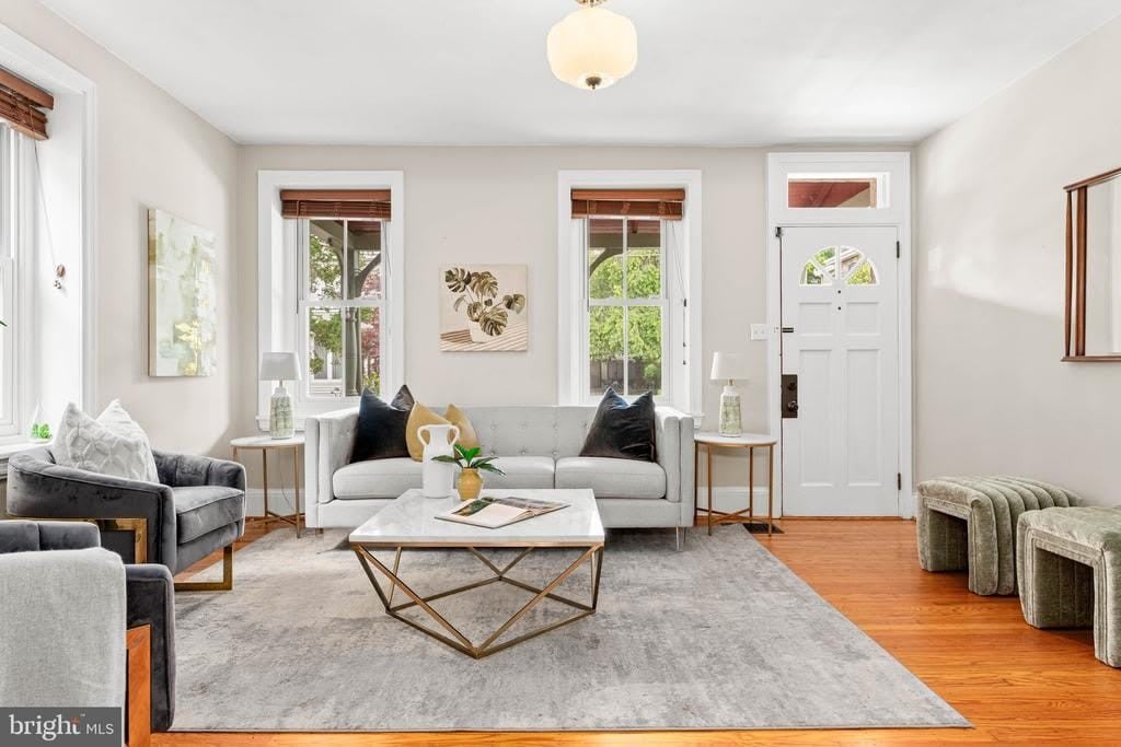212 E BENEZET STREET – photo 3