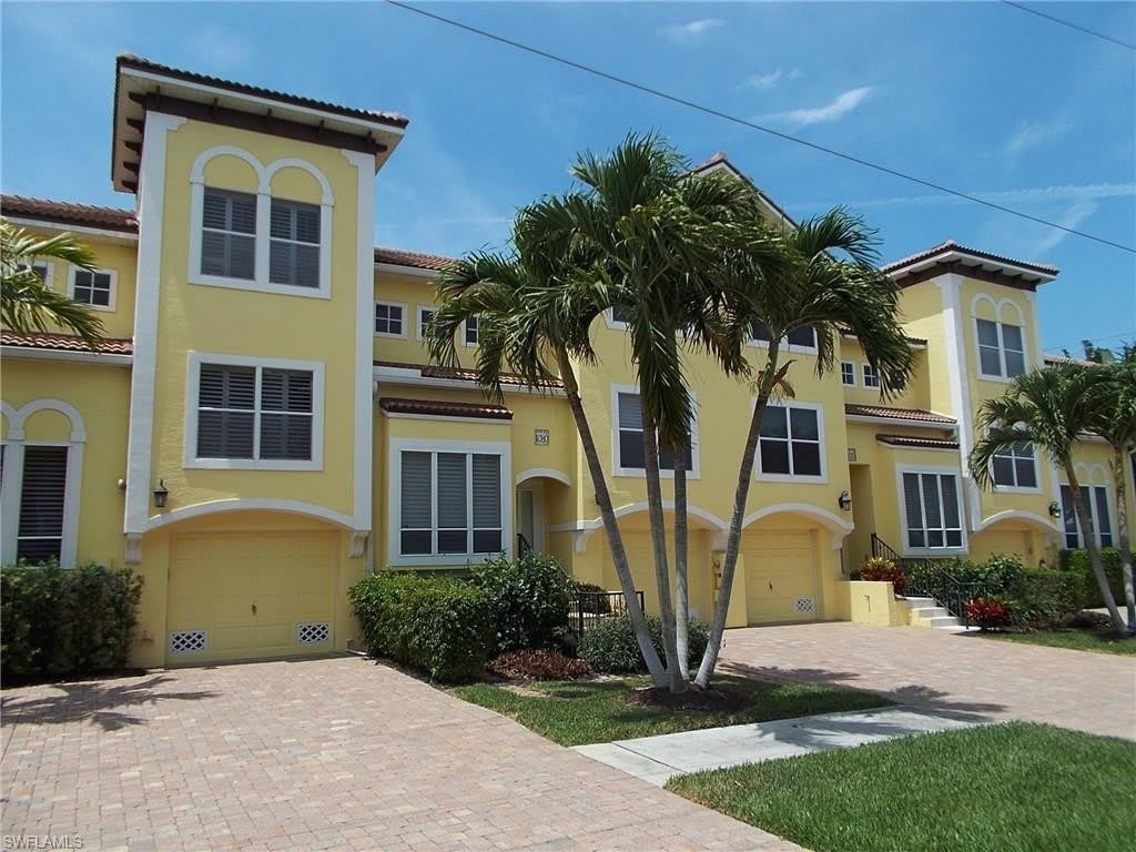 1080 5Th St S – photo 1