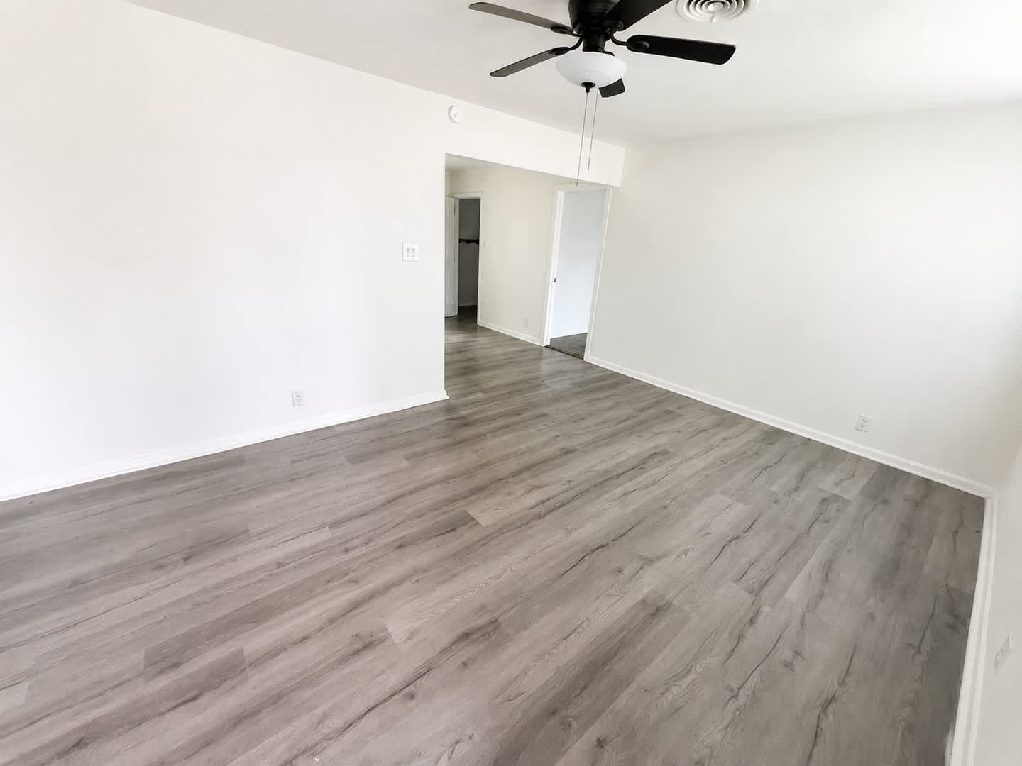 1505 N WS Young – photo 4