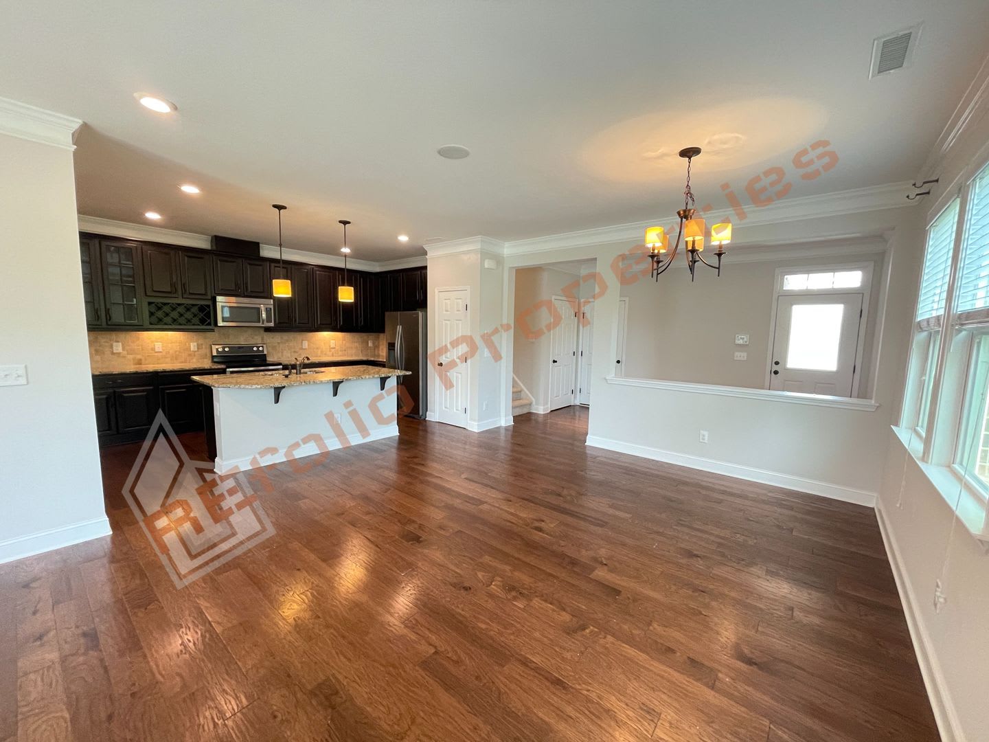 A Beautiful 4 Bedroom & 3.5 Bath with 2-Car Garage in Glencroft, Cary – Available October 7! – photo 5