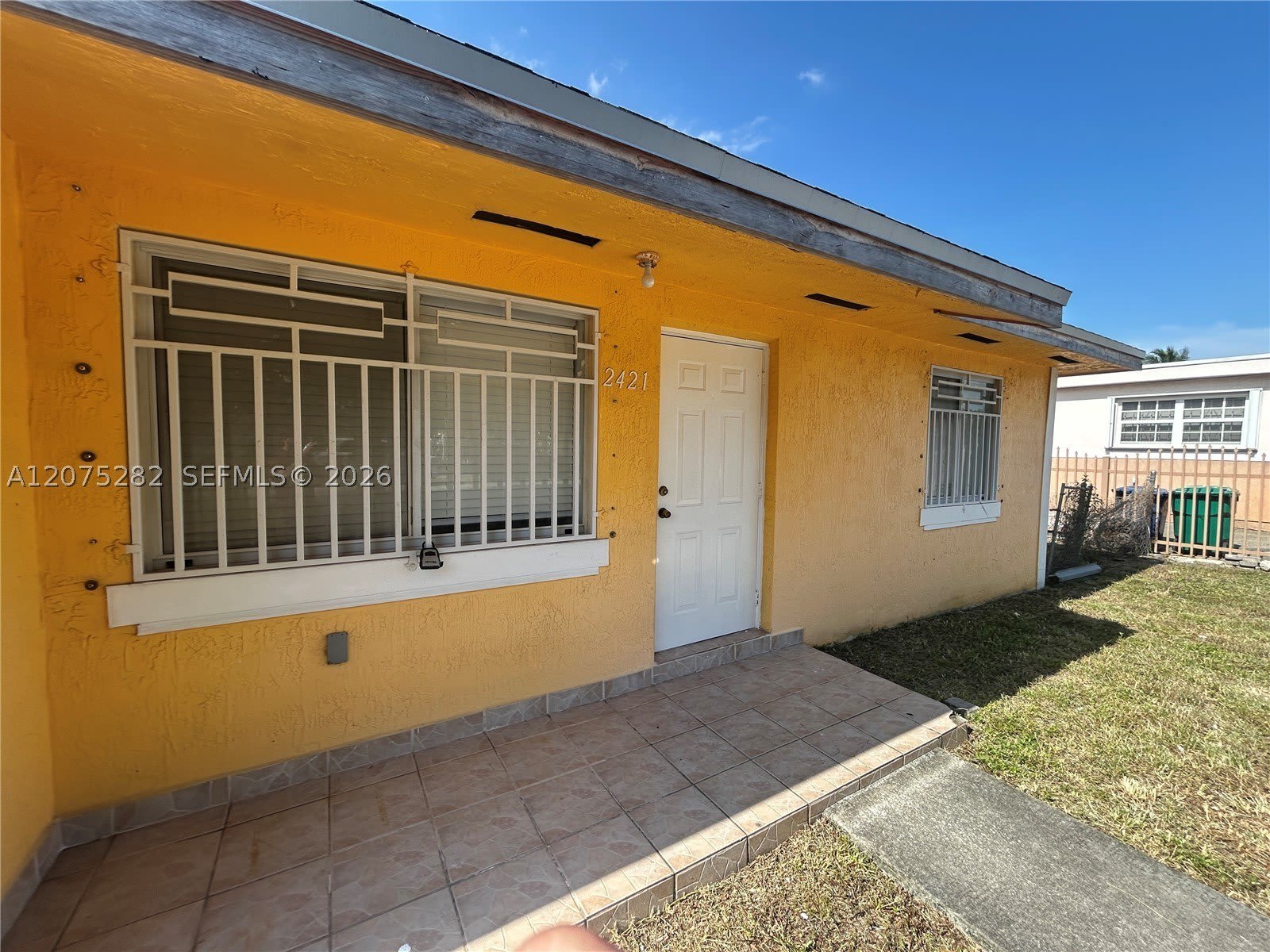 2421 NW 99th Ter – photo 2