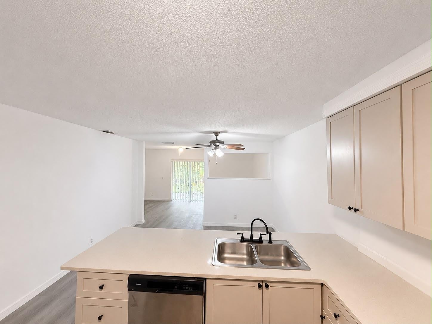 4261 NW 114th Terrace – photo 3