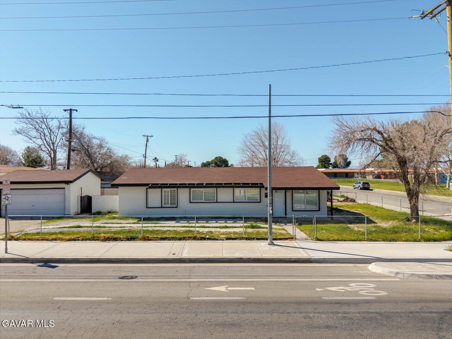 44961 5th Street – photo 4