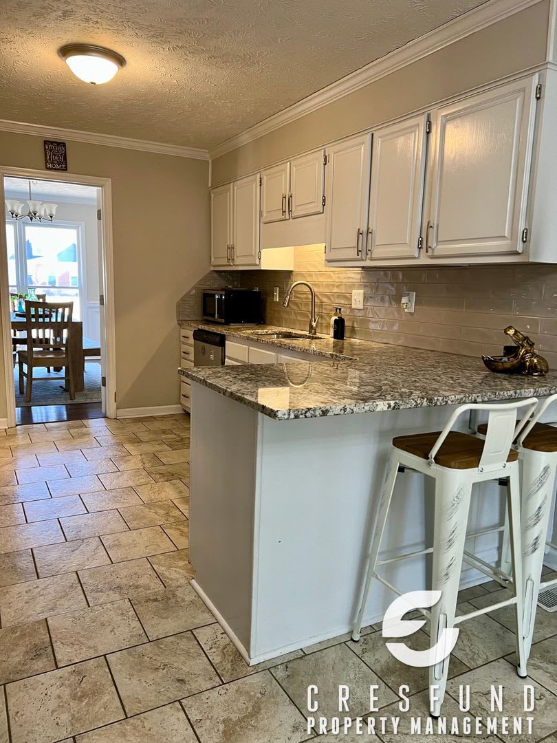 Price Just Reduced Military Special 2 Weeks Free Bright Easy Living Home You Ll Love Ready For Your Move In Today – photo 4