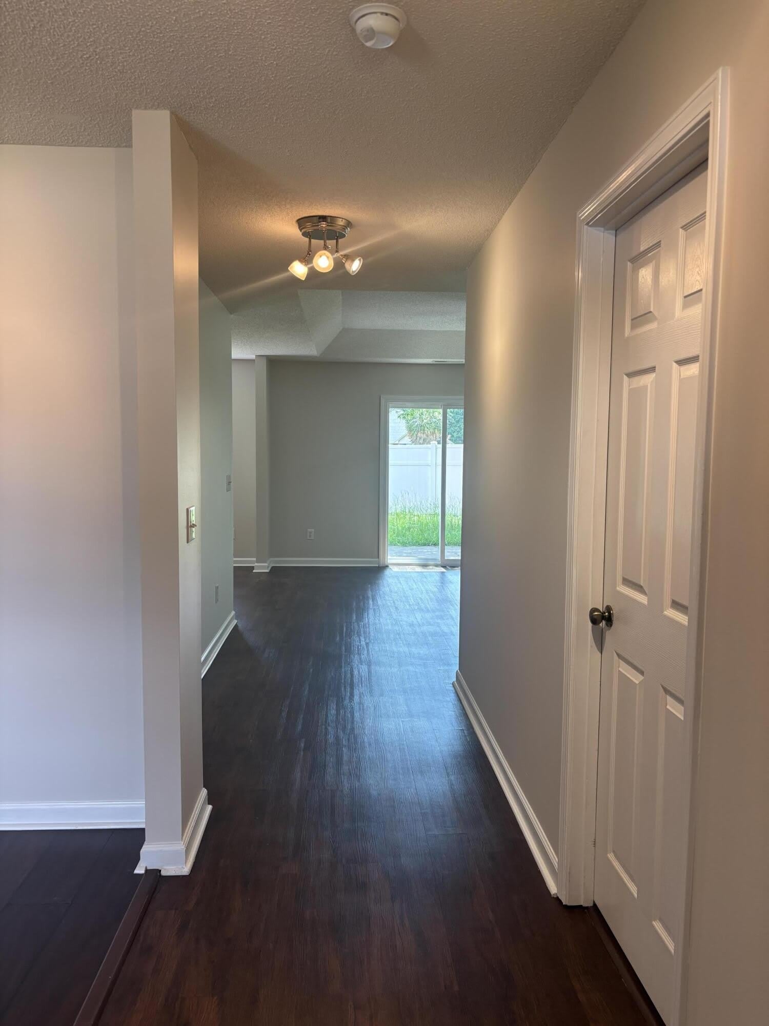 20 Walden Circle – photo 4