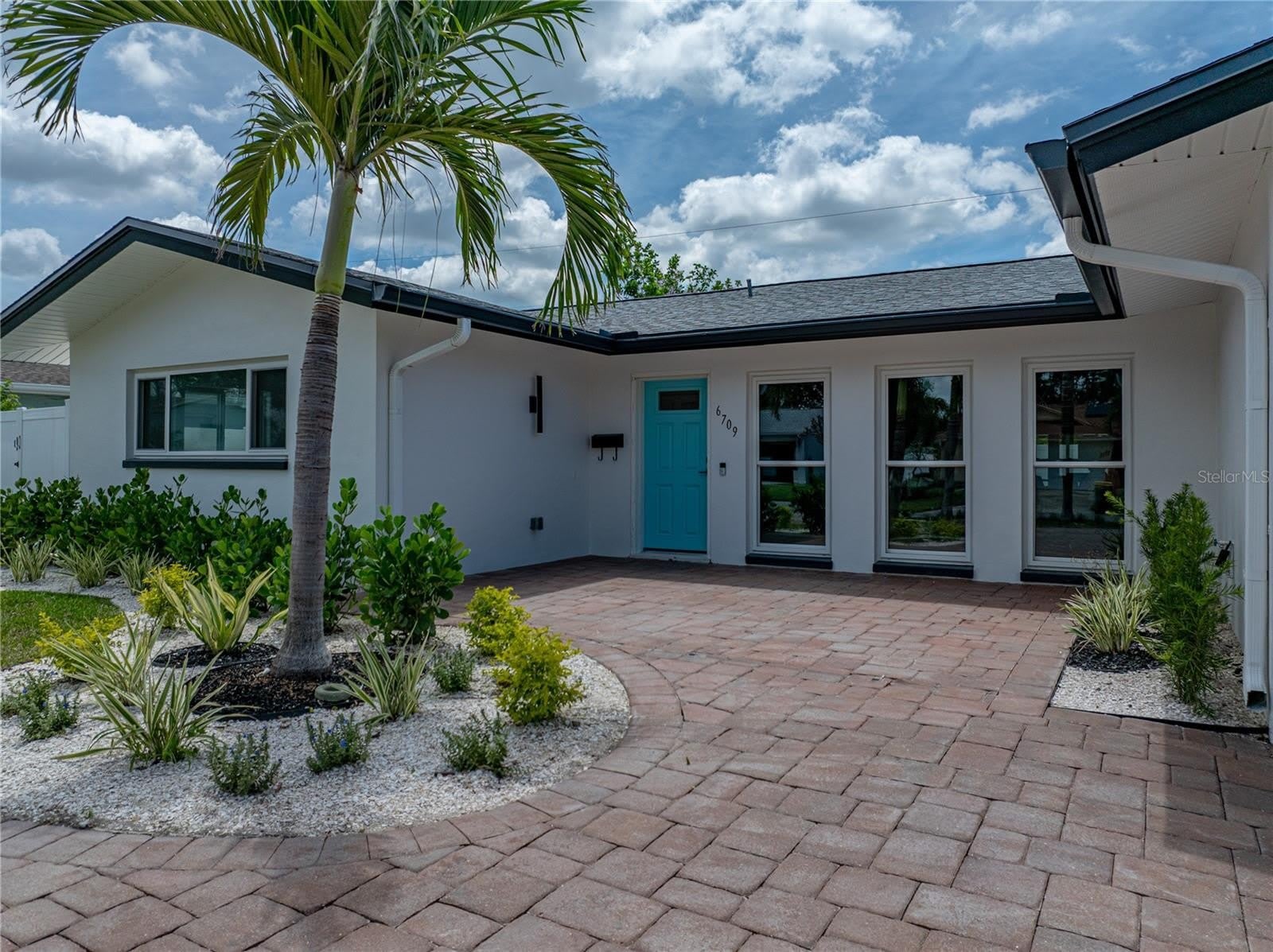 6709 CARDINAL Drive S – photo 2
