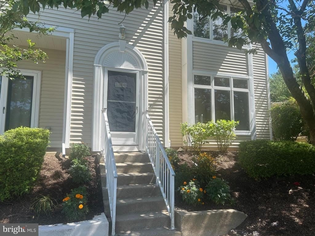 1704 NAOMIS COURT – photo 2