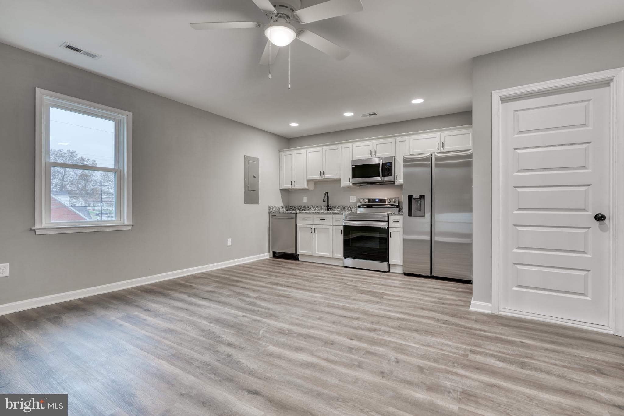 6722 BRENTWOOD Avenue – photo 2