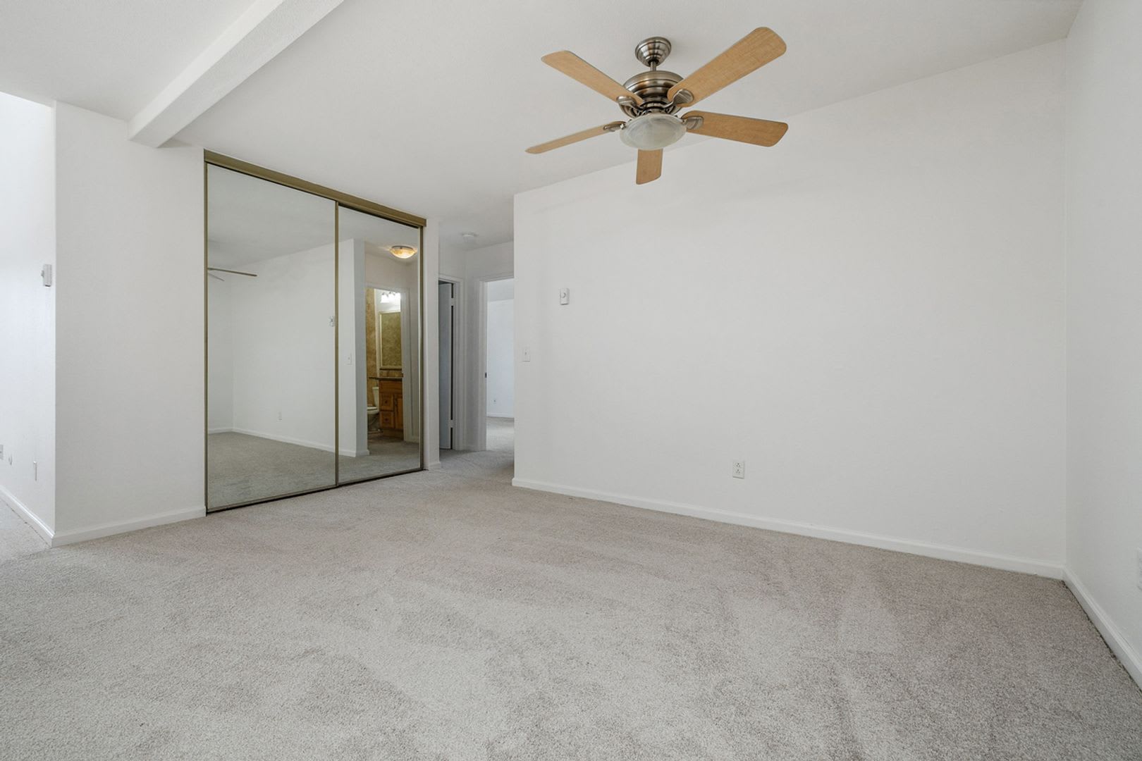 8308 Regents Rd – photo 3