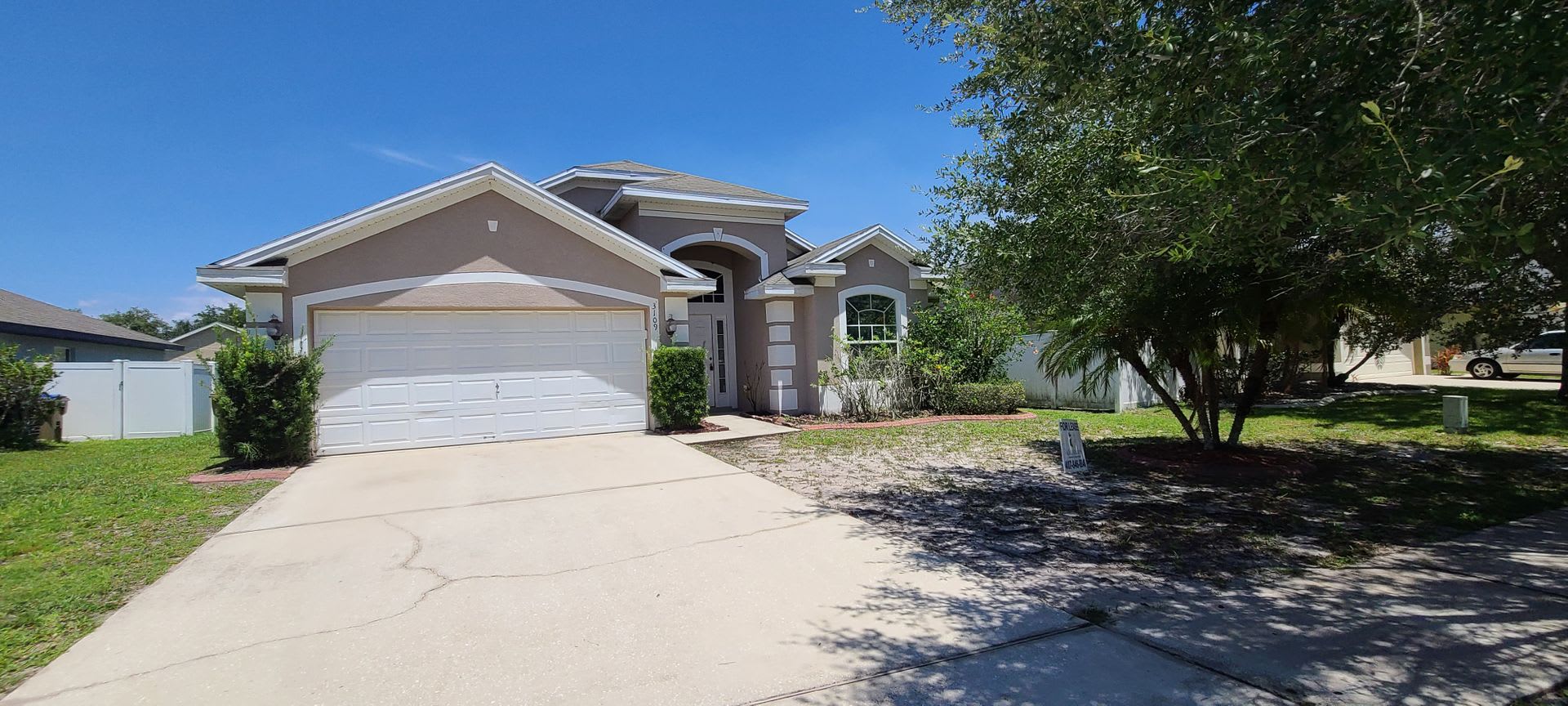 Single family, 3 bedroom, 2 bath in Turnberry Subdivision – photo 1