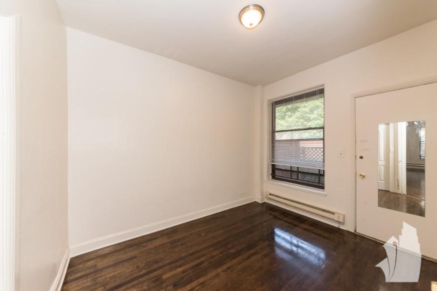 2151 N Fremont – photo 4
