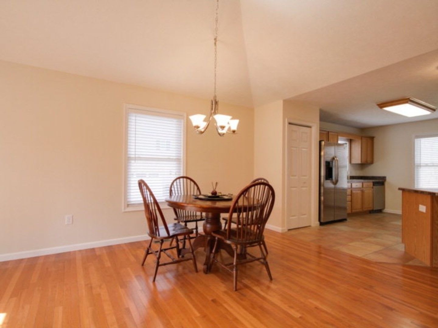 Brick Single Family Home in Battlefield Estates – photo 4