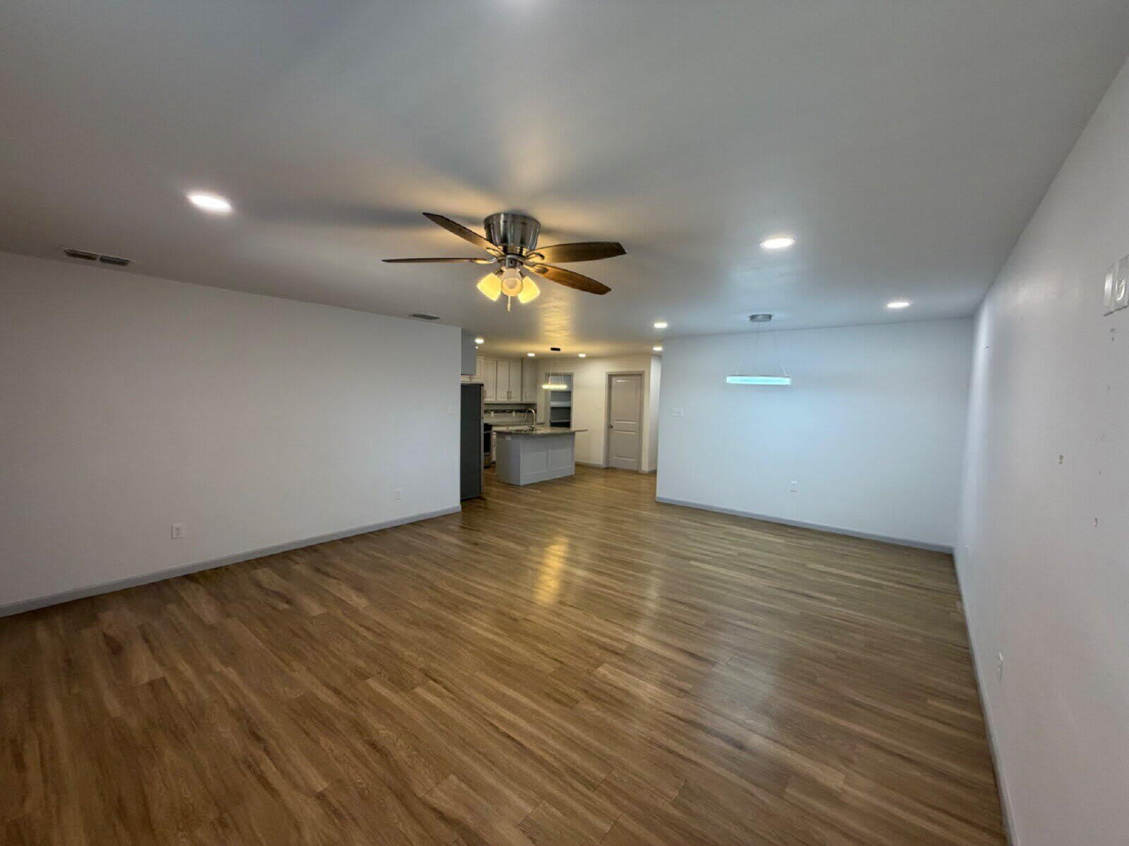 1203 N Essex Avenue – photo 4