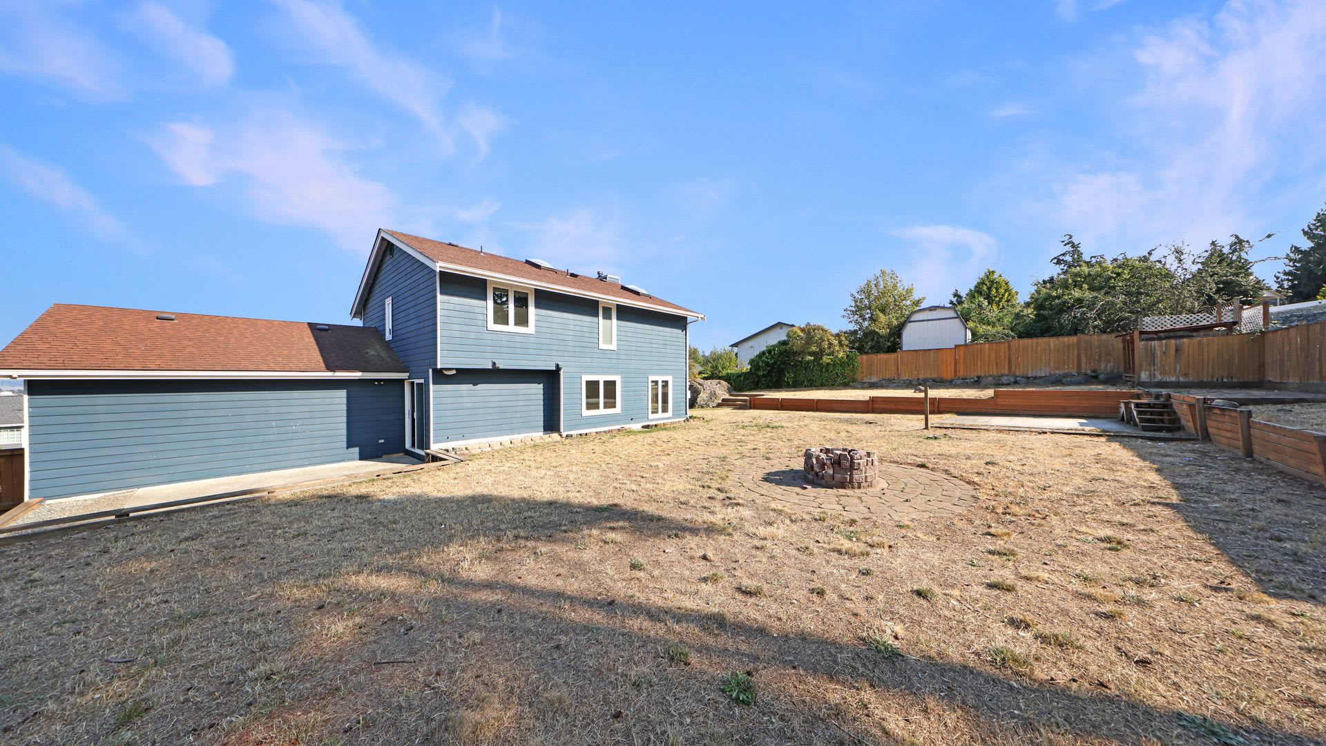 3 Bed 2.5 Bath – photo 1