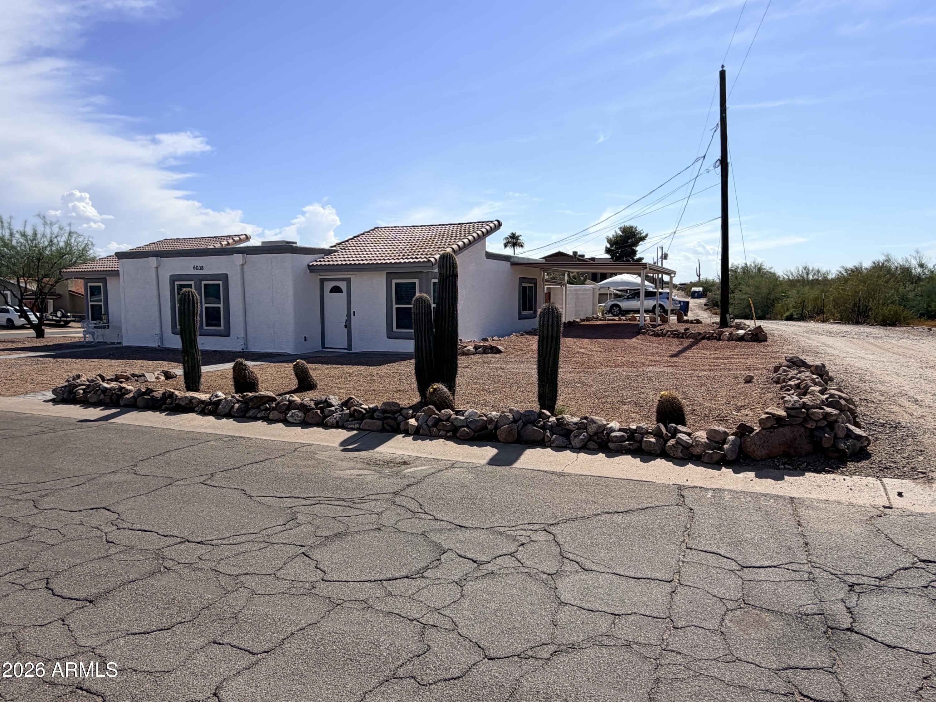 6038 S ALAMEDA Road – photo 4