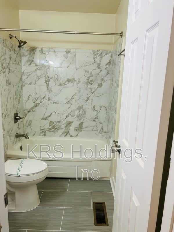 5237 Goolsby Ct – photo 3