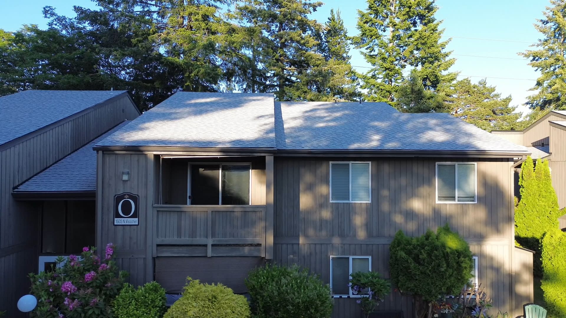 1605 North Visscher Street – photo 1