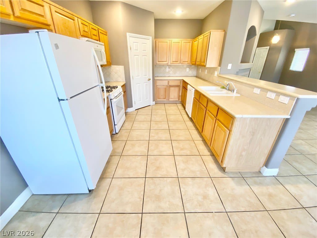 1750 Dark Wolf Avenue – photo 5