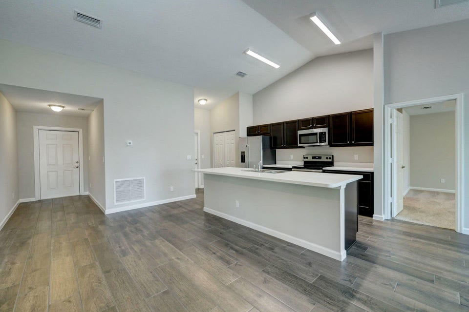 3773 Southwest Swope Street – photo 3
