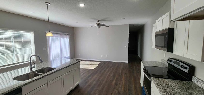 2325 Burns North – photo 4