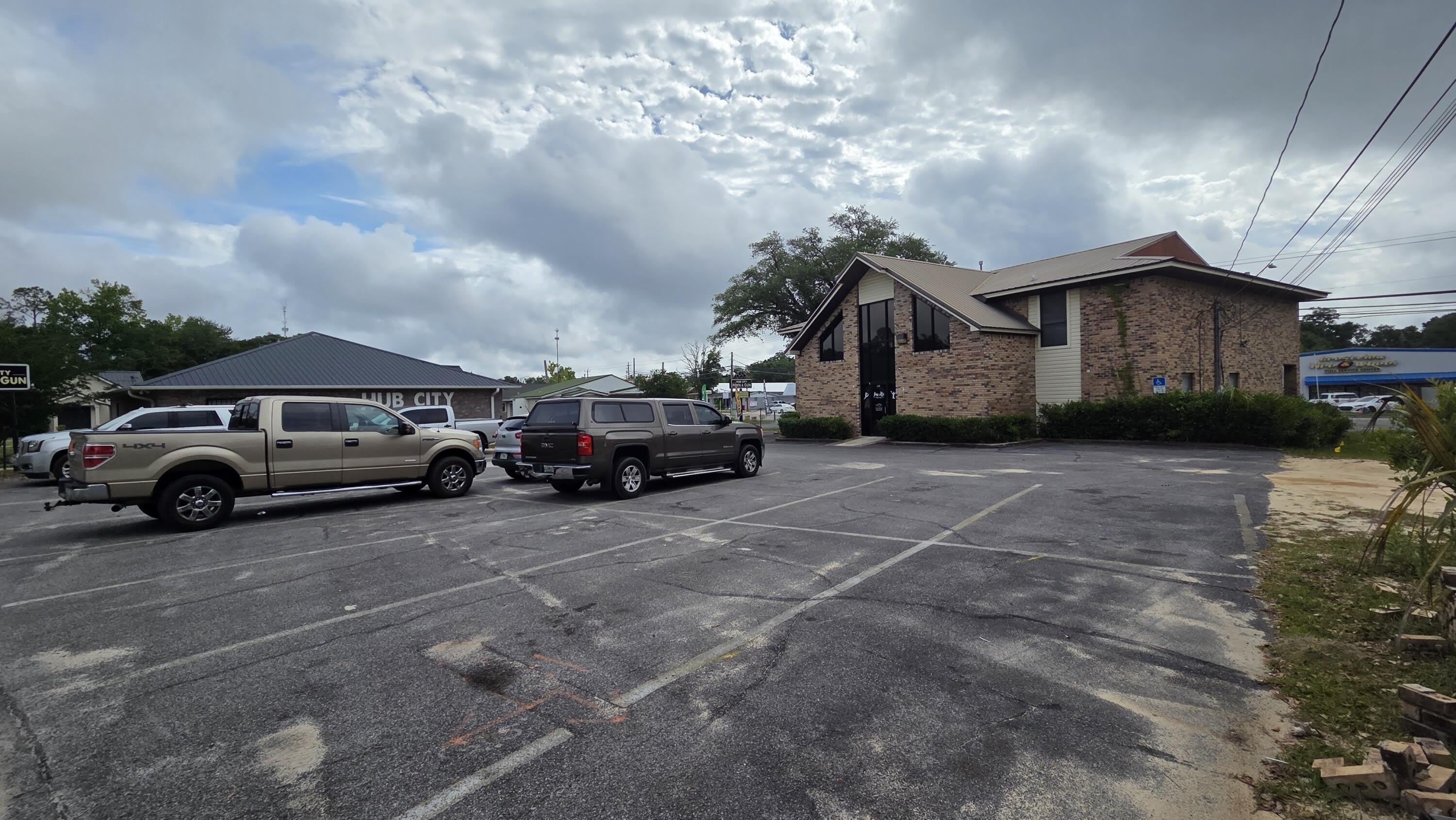 638 N Ferdon Boulevard – photo 3