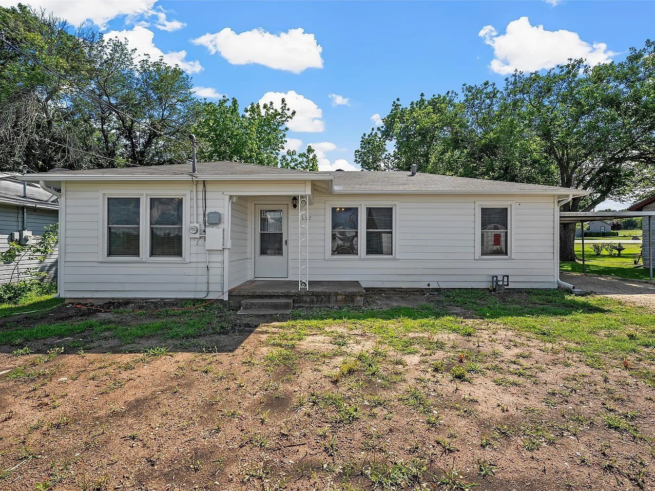 307 N Playdium Drive – photo 1