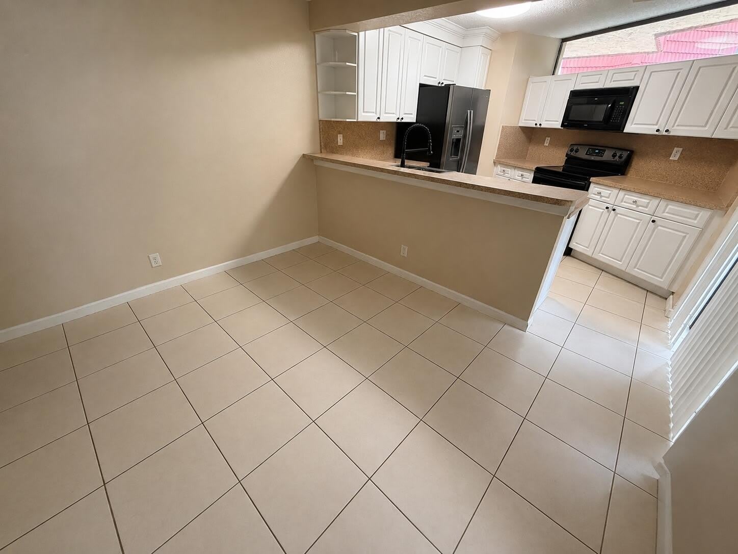 8255 Severn Drive – photo 4
